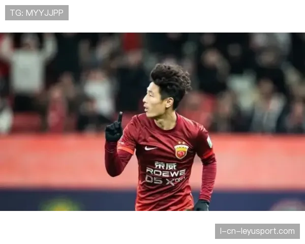 顶级足球前锋在防守反击中的无球跑动艺术(339 ) 顶级足球前锋在防守反击中的无球跑动艺术(339 )